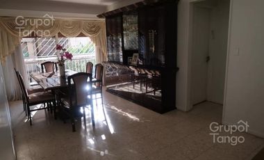 Venta Departamento 3 Ambientes en Floresta Con Balcón