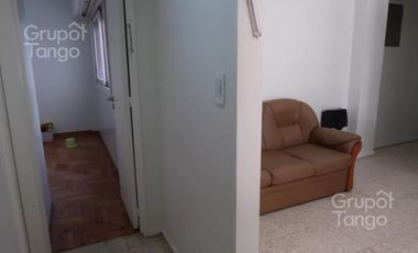 Venta Departamento 3 Ambientes en Floresta Con Balcón