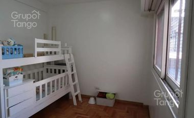 Venta Departamento 3 Ambientes en Floresta Con Balcón