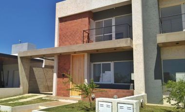 Venta Dúplex 2 dorm San Ignacio Village excelente ubicación