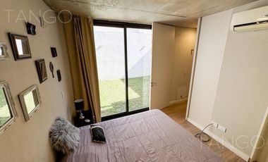 Venta Departamento Saavedra Dos Ambientes Amoblado Jardin Cochera APTO CREDITO