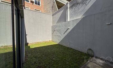 Venta Departamento Saavedra Dos Ambientes Amoblado Jardin Cochera APTO CREDITO