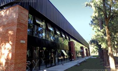Depósito en Alquiler en  Pilar