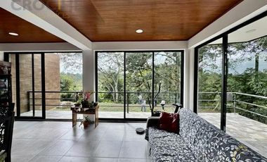 Casa con terreno en venta en La Orduña, Coatepec, Ver.