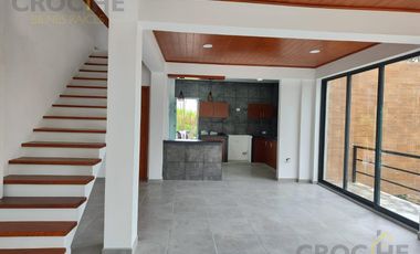 Casa con terreno en venta en La Orduña, Coatepec, Ver.
