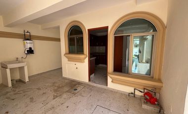 Casa en VENTA - Residencial La Joya
