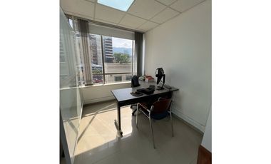 ESPECTACULAR OFICINA