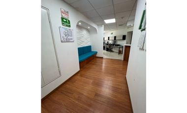 ESPECTACULAR OFICINA