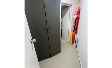 ESPECTACULAR OFICINA