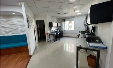 ESPECTACULAR OFICINA