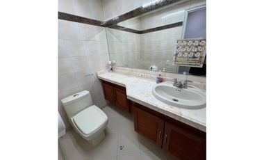 ESPECTACULAR OFICINA