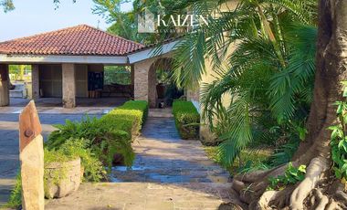 CASA EN VENTA, COL. COLINAS DE SAN JAVIER