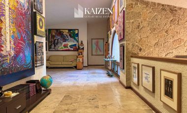 CASA EN VENTA, COL. COLINAS DE SAN JAVIER