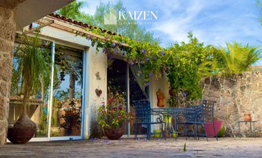 CASA EN VENTA, COL. COLINAS DE SAN JAVIER