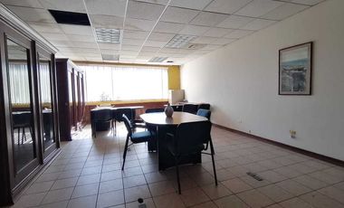 Oficina equipada en coworking centricas.