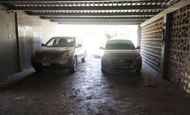 Terreno en Venta en el Pedregal en Calle Cerrada