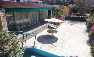 Terreno en Venta en el Pedregal en Calle Cerrada
