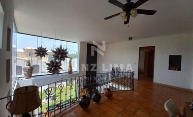 Praderas de la Hacienda: Gran casa campestre con amplio terreno y alberca