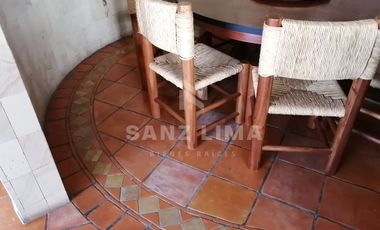 Praderas de la Hacienda: Gran casa campestre con amplio terreno y alberca