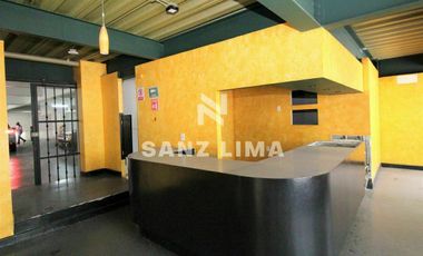 El Carmen esq. Corregidora: Estupendo local en el centro de Celaya