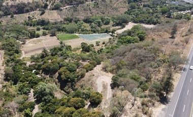 Terreno en Venta 5 minutos de Tepic, Nayarit, a pie de carretera.