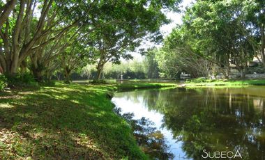 Venta de Casa Residencial en Fraccionamiento Campestre, 4 Recámaras