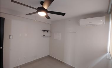 Apartamento En Venta En Altos del Golf En PH Simja