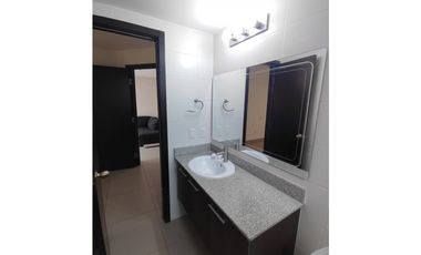 Apartamento En Venta En Altos del Golf En PH Simja