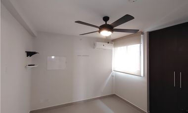 Apartamento En Venta En Altos del Golf En PH Simja