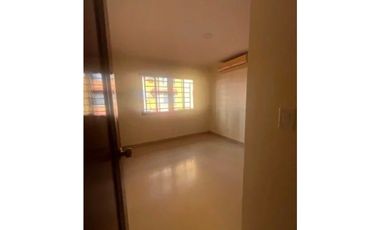 VENTA  CASA CON TERRAZA  FACIL ACCESO A LA VIA ISRAEL Y CALLE 50