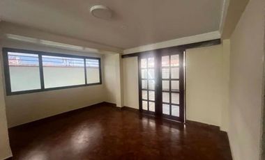 VENTA  CASA CON TERRAZA  FACIL ACCESO A LA VIA ISRAEL Y CALLE 50