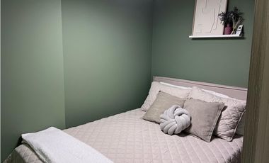 Sandy Toes & Bonus Rooms — Your Beachside Pad with a Twist!