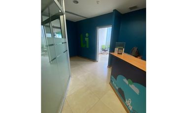 VENTA Y ALQUILER DE OFICINA EN F&F TOWER EN EL TORNILLO 188m2