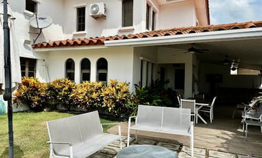 Venta Town House en Vista Mar Golf, Beach & Marina