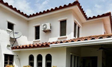 Venta Town House en Vista Mar Golf, Beach & Marina