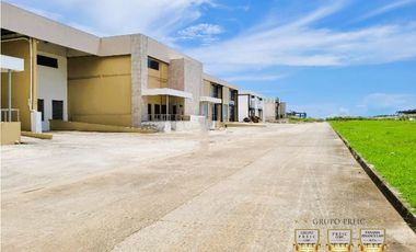 VENTA DE GALERA INDUSTRIAL Ubicada  Parque Industrial Las Américas