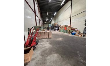 SE ALQUILA BODEGA EN EL CRISOL