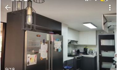 VENTA CASA CON BALCÓN EN TODA LA VIA PRINCIPAL DE SAN FRANCISCO