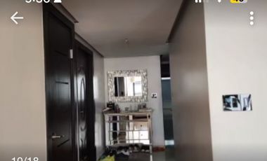 VENTA CASA CON BALCÓN EN TODA LA VIA PRINCIPAL DE SAN FRANCISCO