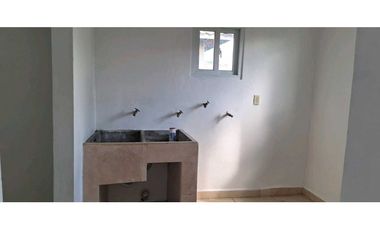 ALQUILER DE CASA EN ALGARROBOS  3 RECAMARAS