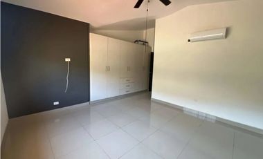 ALQUILER DE CASA EN MILLA 8 PH CERRADO