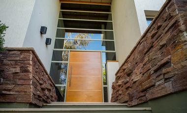 Venta casa en Lujan de Cuyo