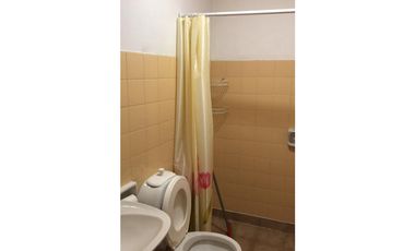 SE ALQUILAN 3 OFICINAS EN EL CENTRO DE EL BOLSÓN