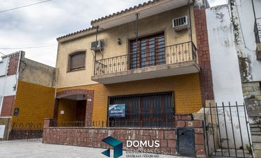 ALQUILER CASA AVENIDA DEL BICENTENARIO