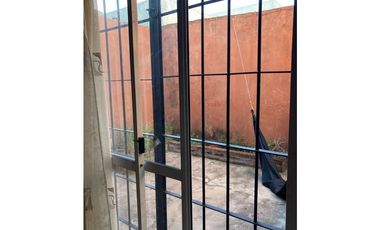 CASA EN VENTA / ARROYITO/GARCIA VELLOSO 757 BIS