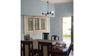 Casa dos dormitorios todo los servicios