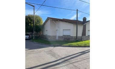 Casa dos dormitorios todo los servicios