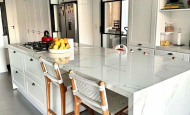 Casa en venta de 4 dormitorios c/ cochera en Nordelta