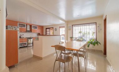 VENTA Casa 6 amb con Pileta en Vicente López