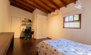 VENTA Casa 6 amb con Pileta en Vicente López